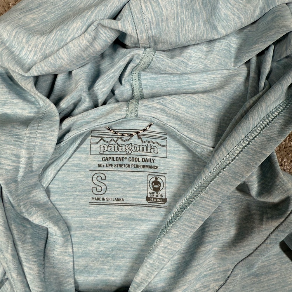 Patagonia Women's Light Blue Long Sleeve Hooded Tee - Picture 4 of 6